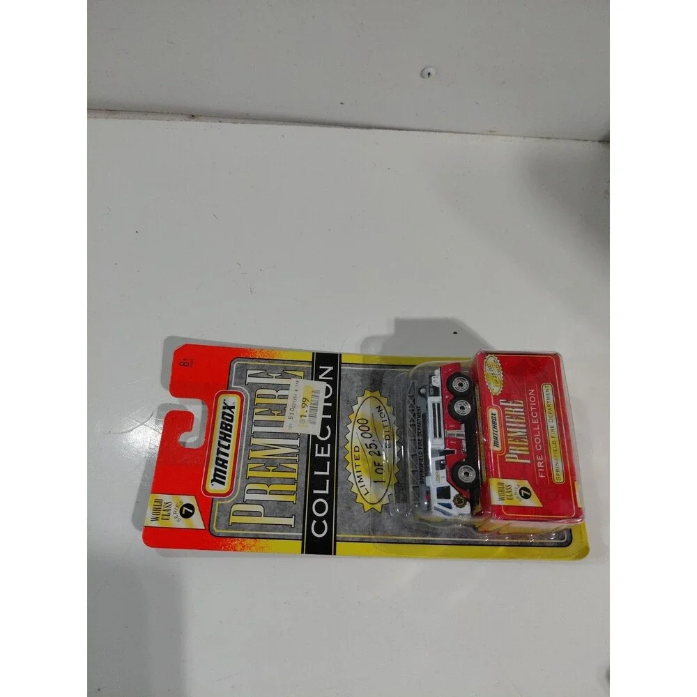 NIB Matchbox Premiere Collection 1:64 DieCast Springfield Fire Dept Ladder Truck
